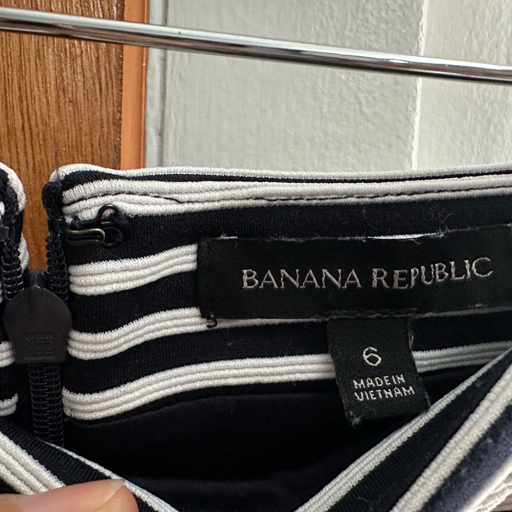 Banana Republic, black, and white striped skirt with light lining.